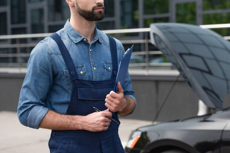 Mecanici Acreditati la un Service Auto din centrul orasului