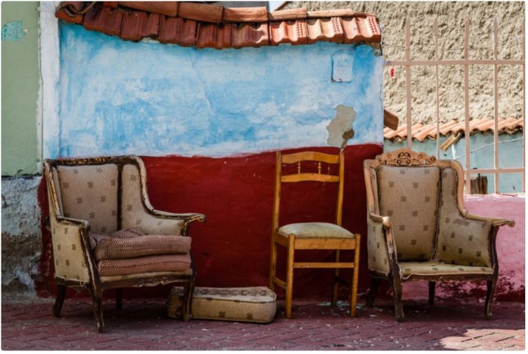 merită să repar sau e timpul să debarasez mobila complet